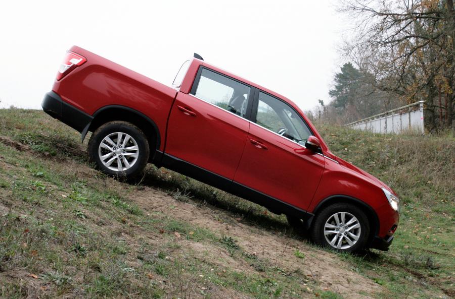  SsangYong Musso 2018 года  (WW) (фото 7 из 34)